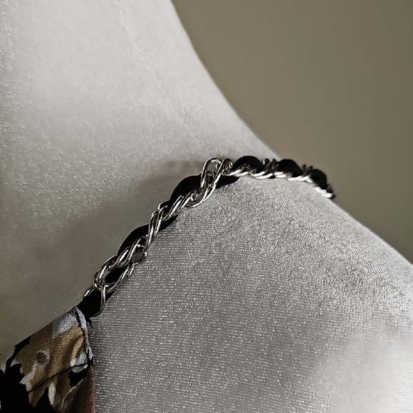 White House Black Market Floral Metallic Hardware Straps Sleeveless Medium - Picture 2 of 10